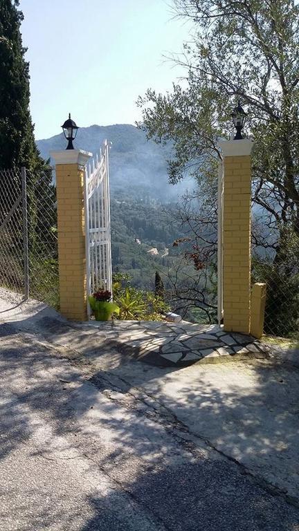 Stella'S Apartments Agios Gordios  Exterior photo