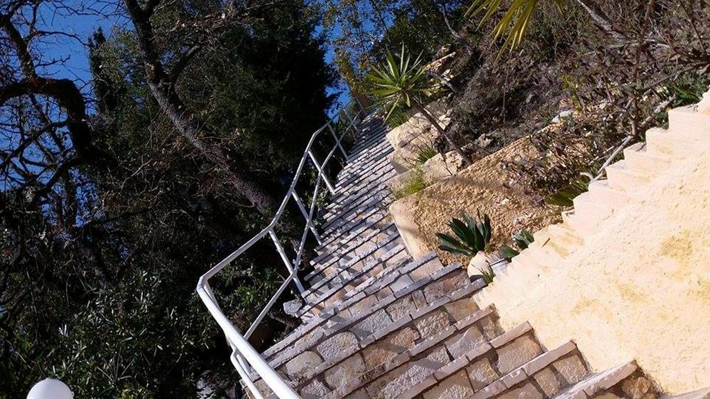 Stella'S Apartments Agios Gordios  Exterior photo